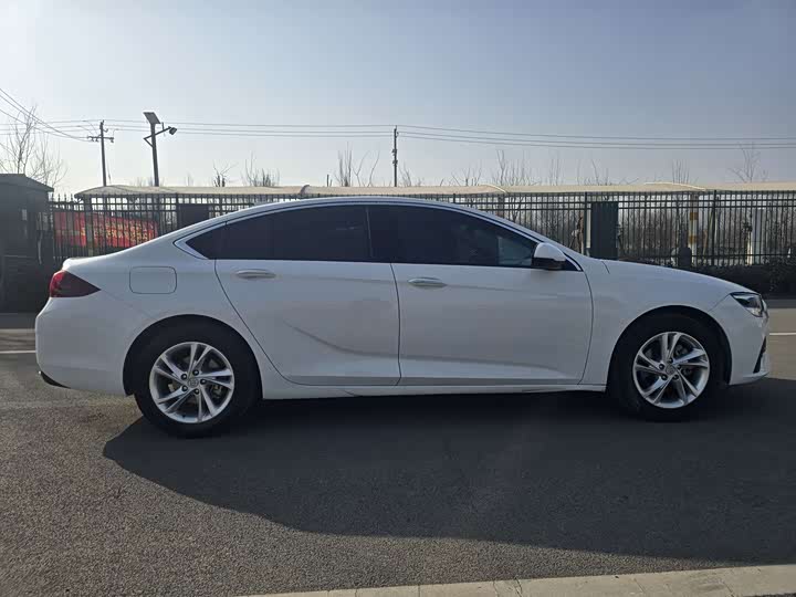 Фото 7 - Buick Regal