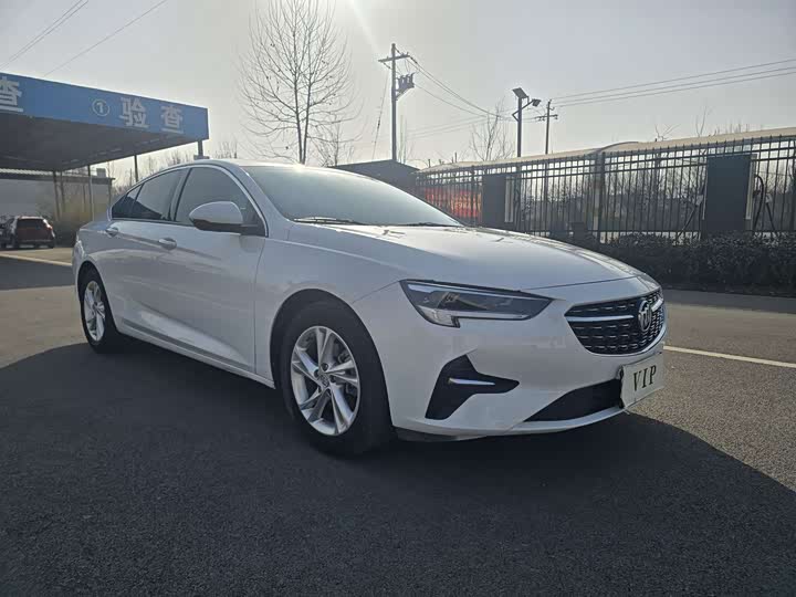 Фото 8 - Buick Regal