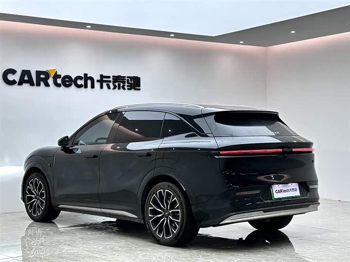 Фото 3 - Zeekr 7X