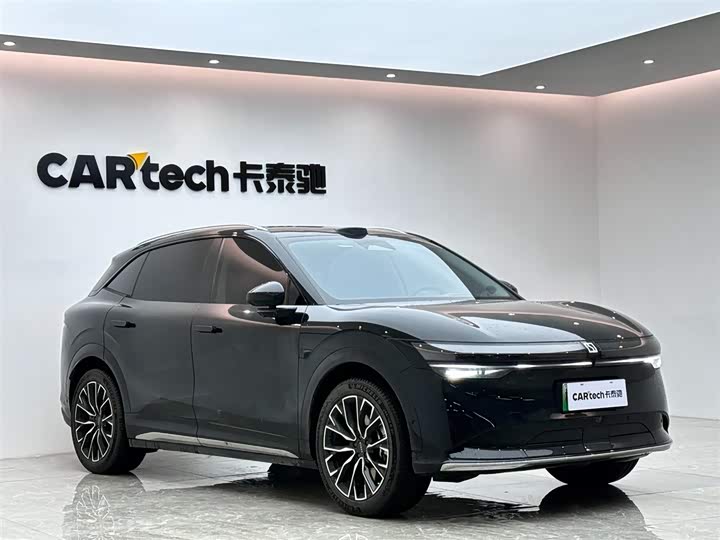 Фото 6 - Zeekr 7X