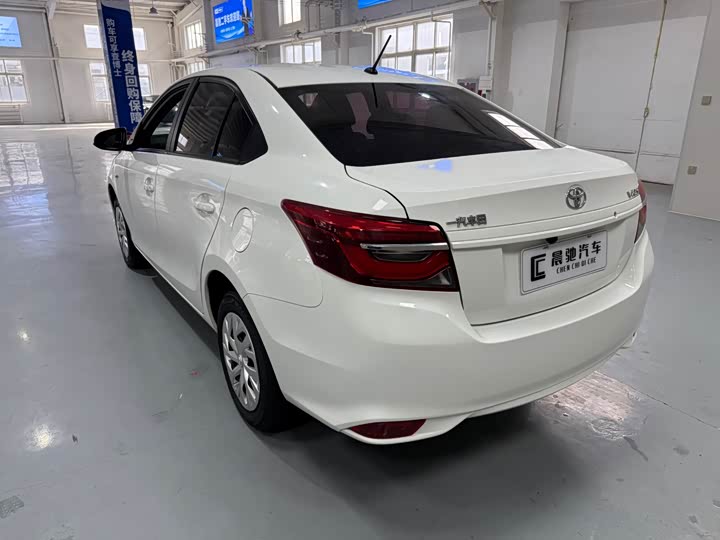 Фото 6 - Toyota Vios