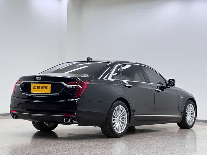 Фото 7 - Cadillac CT6