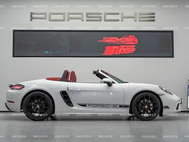 Фото 4 - Porsche 718