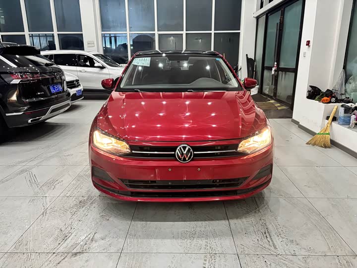 Photo 1 - Volkswagen Polo