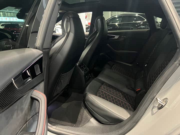 Фото 8 - Audi RS 5