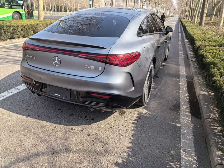 Фото 4 - Mercedes-Benz EQS AMG