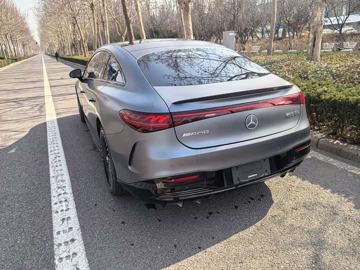 Фото 6 - Mercedes-Benz EQS AMG