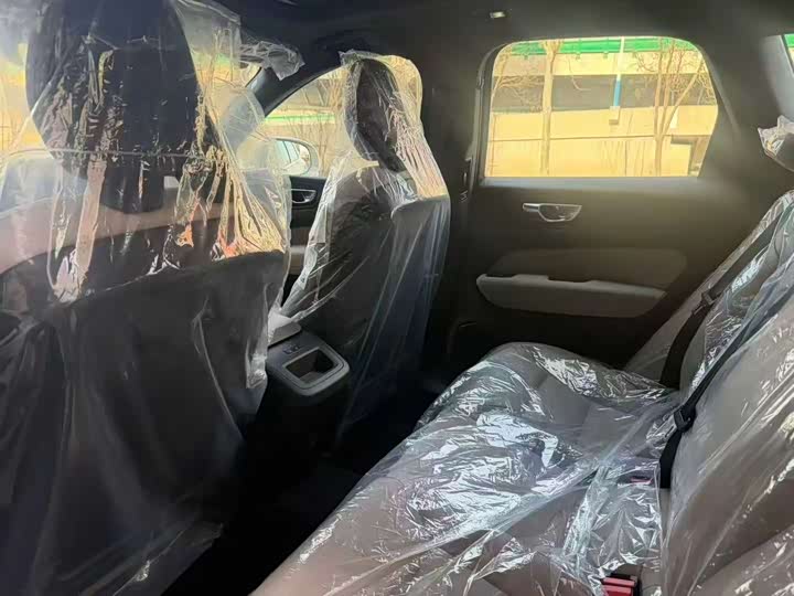 Фото 7 - Volvo XC60