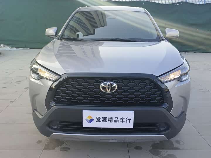 Фото 2 - Toyota Corolla Cross