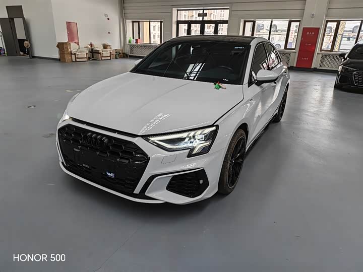 Фото 2 - Audi A3