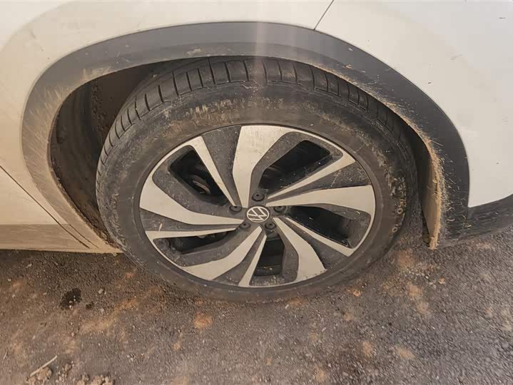 Фото 6 - Volkswagen ID.6 Crozz