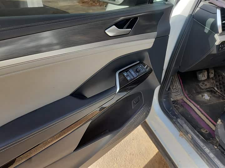 Фото 7 - Volkswagen ID.6 Crozz