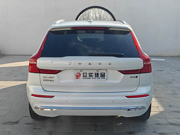 Фото 5 - Volvo XC60