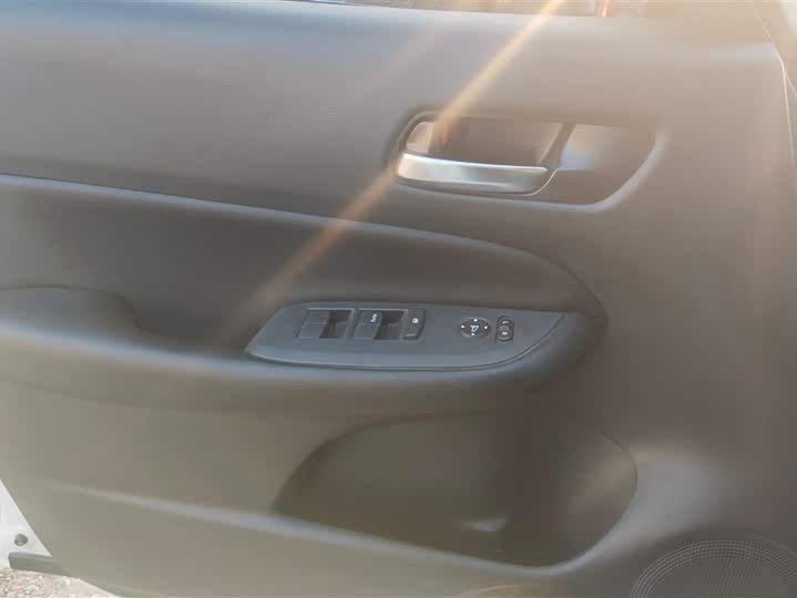 Фото 7 - Honda Life