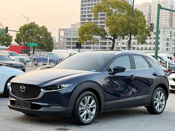 Фото 1 - Mazda CX-30