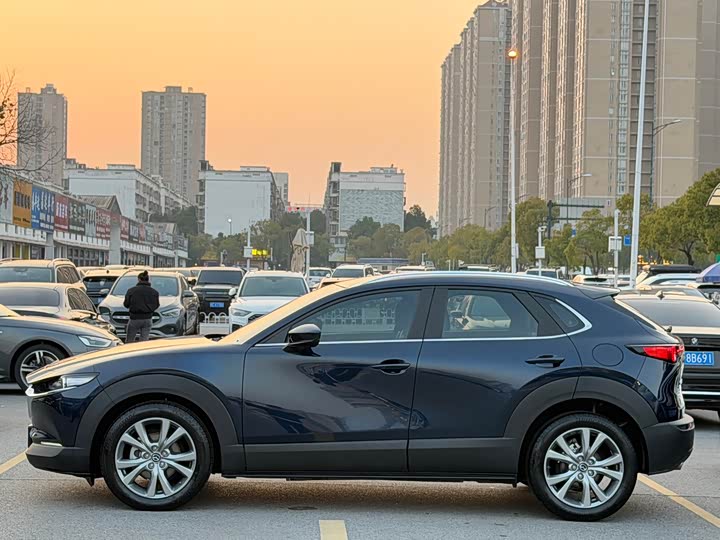 Фото 5 - Mazda CX-30