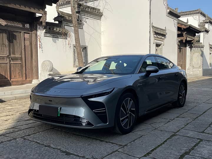 Фото 1 - Exeed Sterra ES