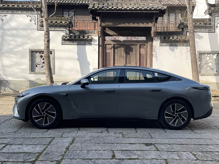 Фото 2 - Exeed Sterra ES