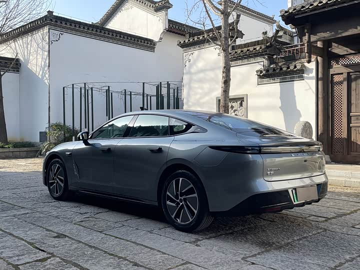 Фото 3 - Exeed Sterra ES