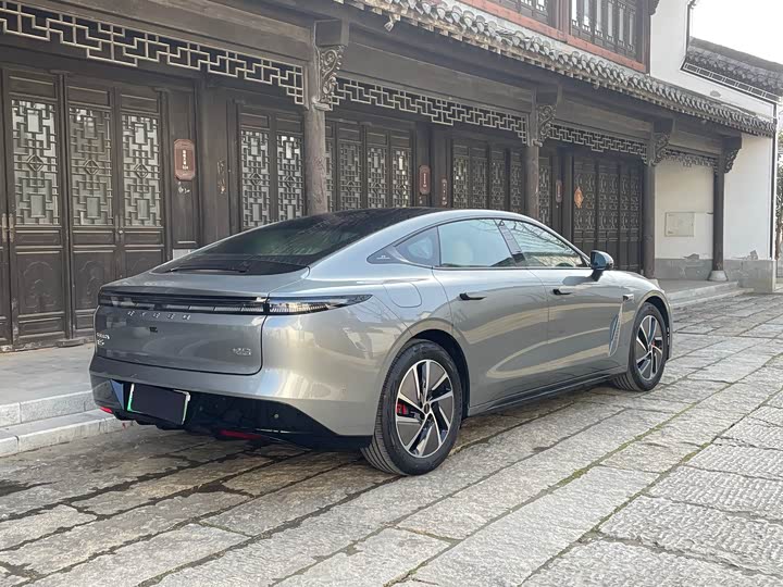 Фото 6 - Exeed Sterra ES