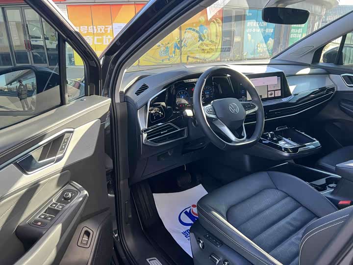 Фото 7 - Volkswagen Talagon