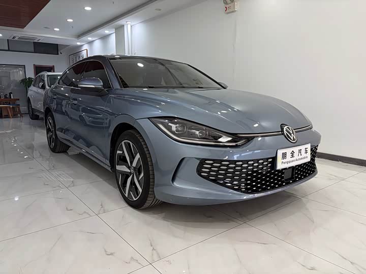 Фото 3 - Volkswagen Lamando L