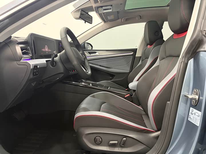 Фото 4 - Volkswagen Lamando L