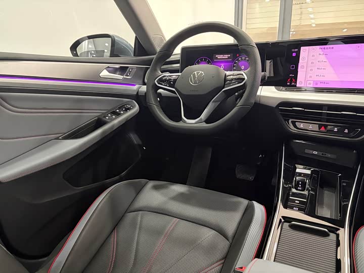 Фото 8 - Volkswagen Lamando L