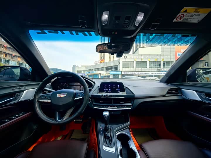 Фото 7 - Cadillac CT4