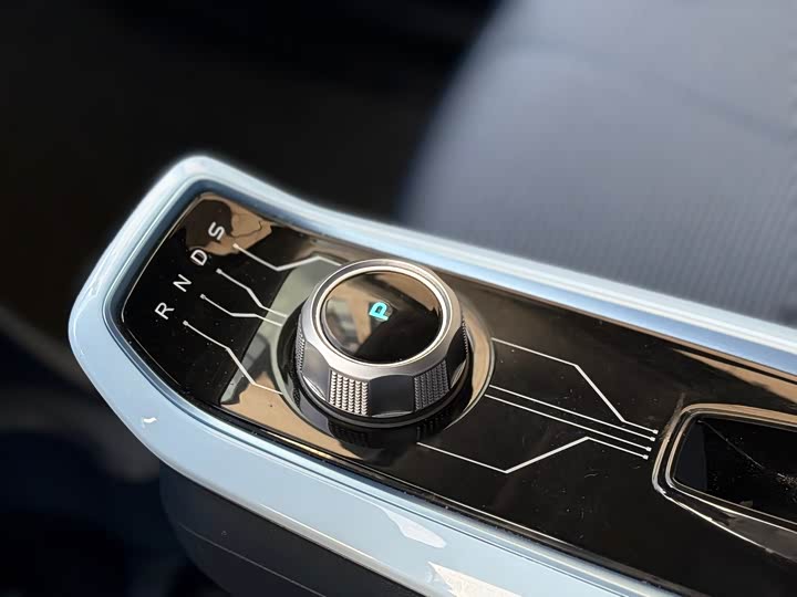 Фото 7 - Changan BenBen E-Star