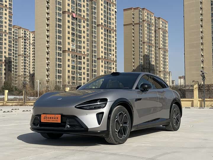 Фото 1 - Xiaomi YU7