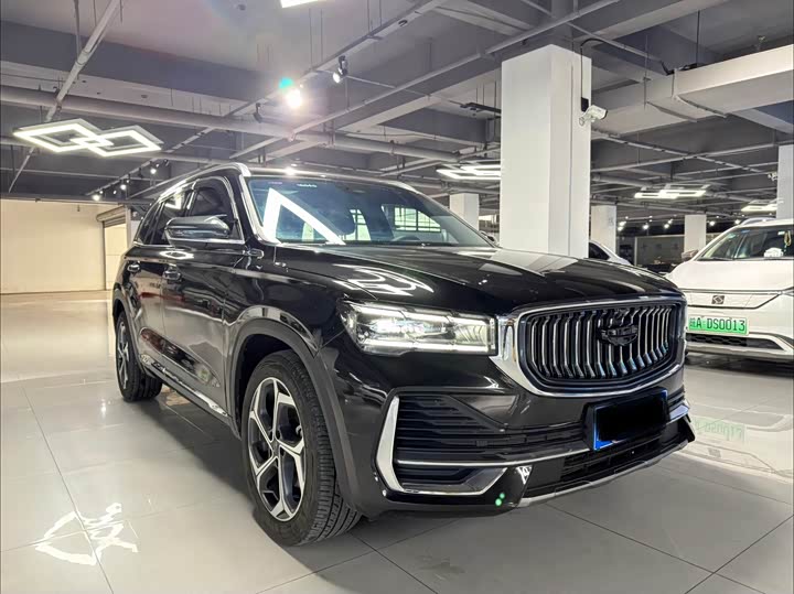 Фото 3 - Geely Monjaro