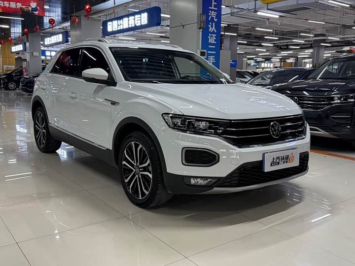 Фото 3 - Volkswagen T-Roc