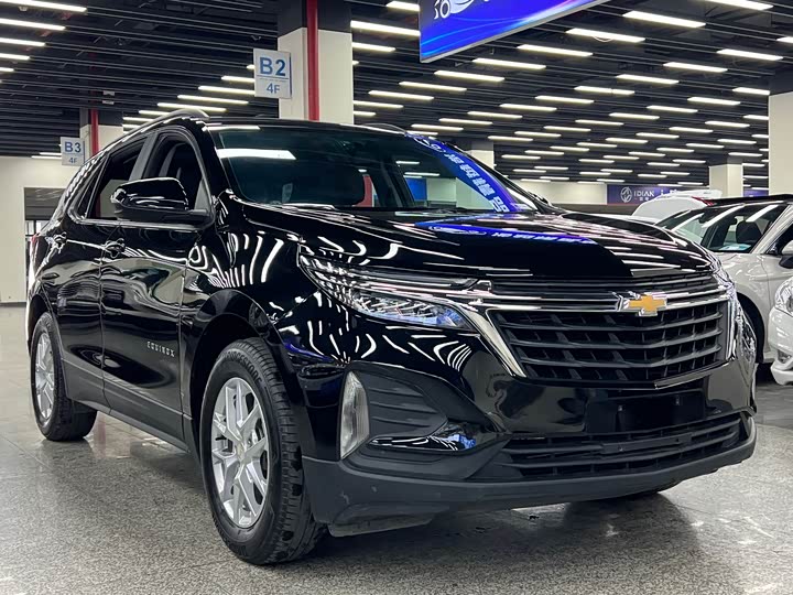 Фото 4 - Chevrolet Equinox