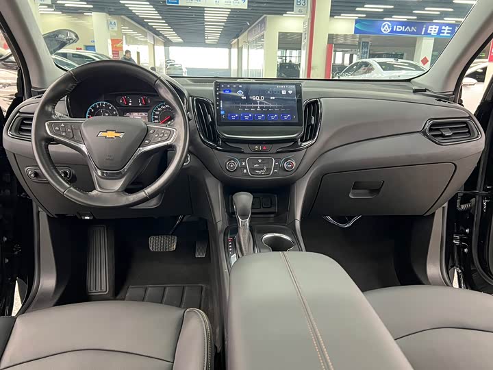 Фото 6 - Chevrolet Equinox
