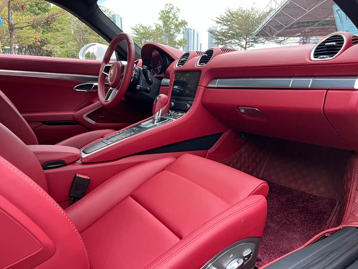 Фото 7 - Porsche 718