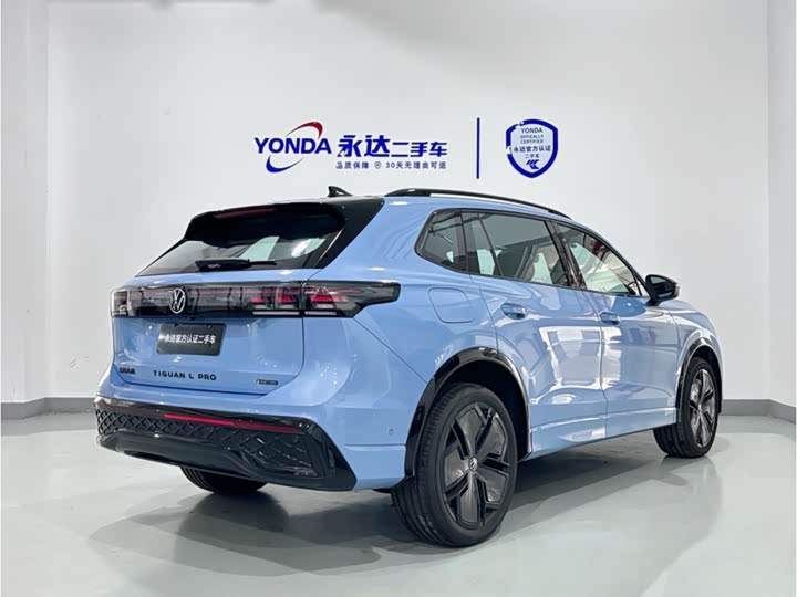 Фото 4 - Volkswagen Tiguan L Pro