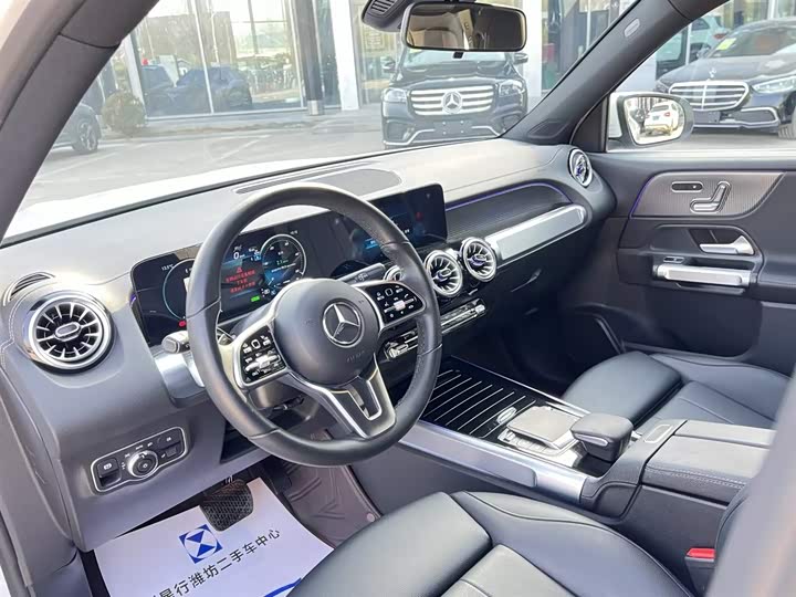 Фото 7 - Mercedes-Benz EQB