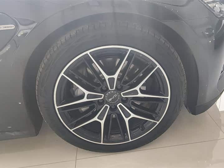 Фото 6 - BYD Seal