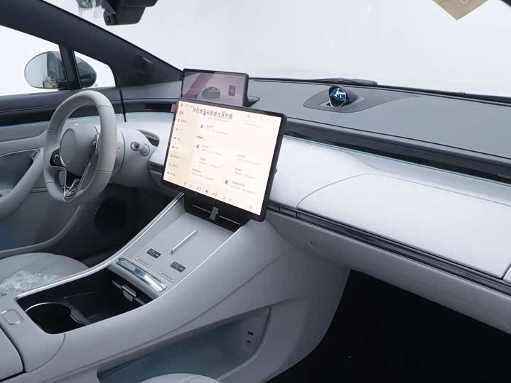 Фото 3 - Luxeed S7