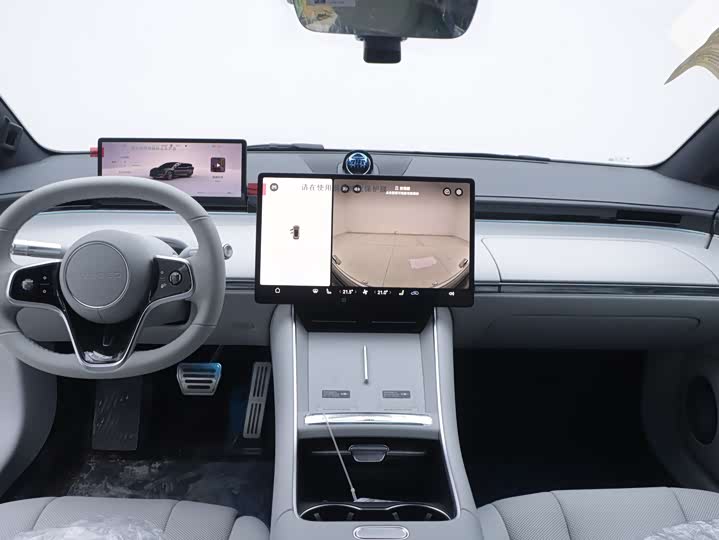 Фото 6 - Luxeed S7