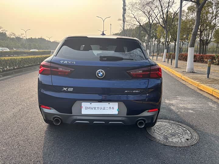Фото 8 - BMW X2