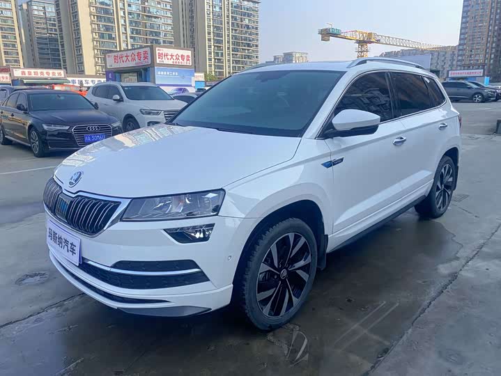 Фото 1 - Skoda Karoq