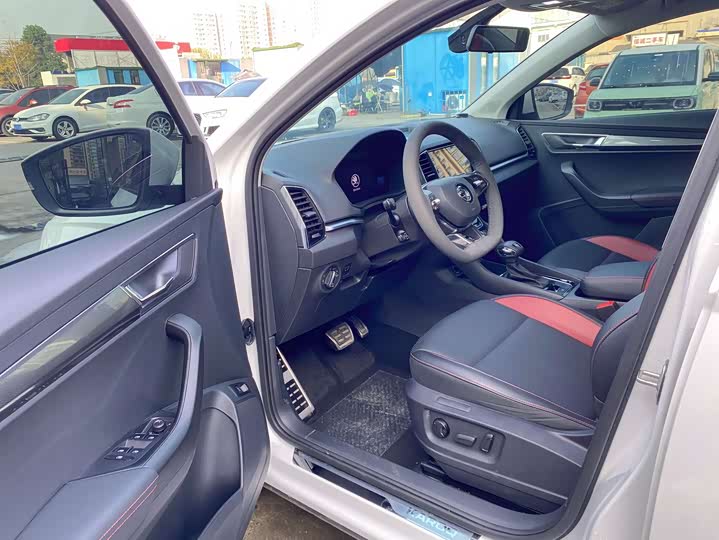 Фото 6 - Skoda Karoq