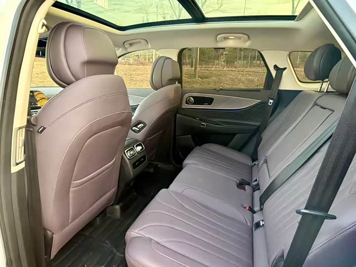 Фото 6 - Chery Tiggo 9