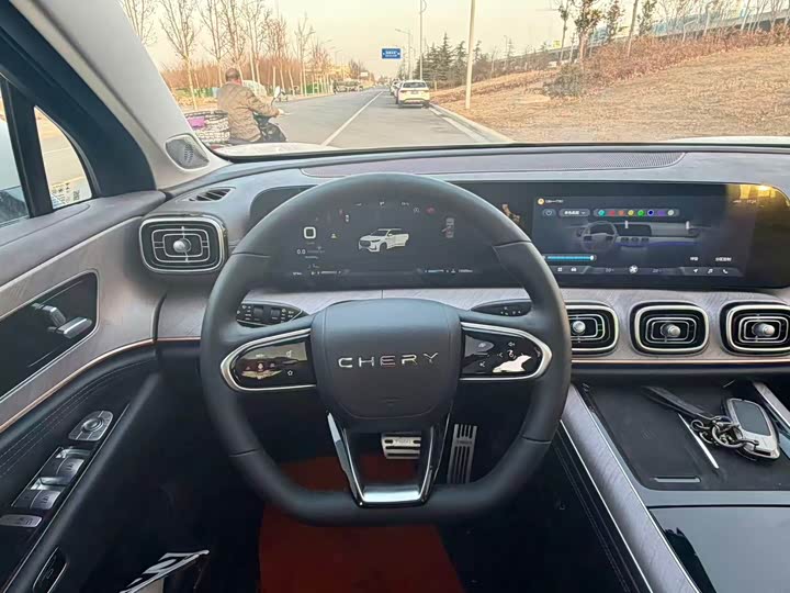 Фото 8 - Chery Tiggo 9