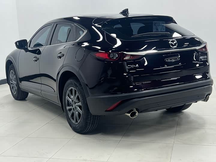 Фото 5 - Mazda CX-4
