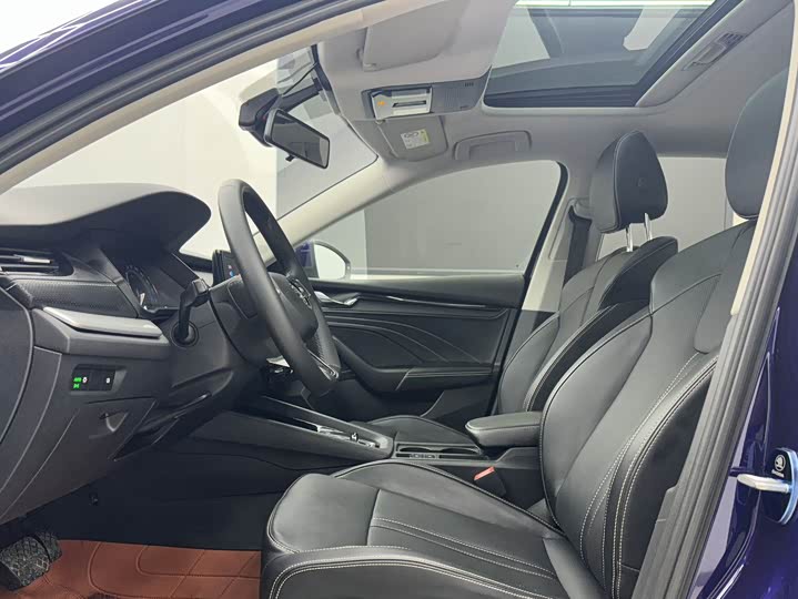 Фото 4 - Skoda Octavia Pro