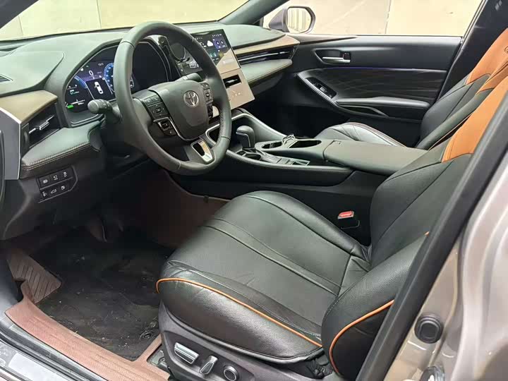 Фото 7 - Toyota Avalon