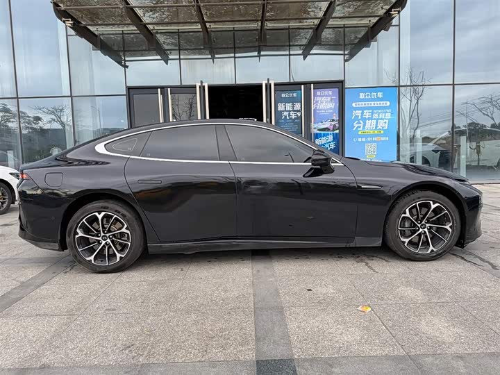 Фото 8 - XPeng P7